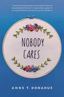 Nimănui nu-i pasă: Eseuri - Nobody Cares: Essays