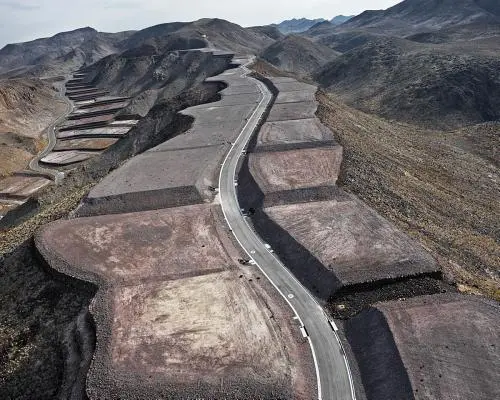 Michael Light: Lacul Las Vegas/Black Mountain - Michael Light: Lake Las Vegas/Black Mountain
