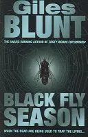 Sezonul muștelor negre - Black Fly Season