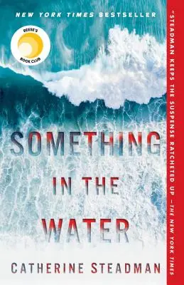 Ceva în apă - Something in the Water