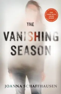 The Vanishing Season: Un mister - The Vanishing Season: A Mystery