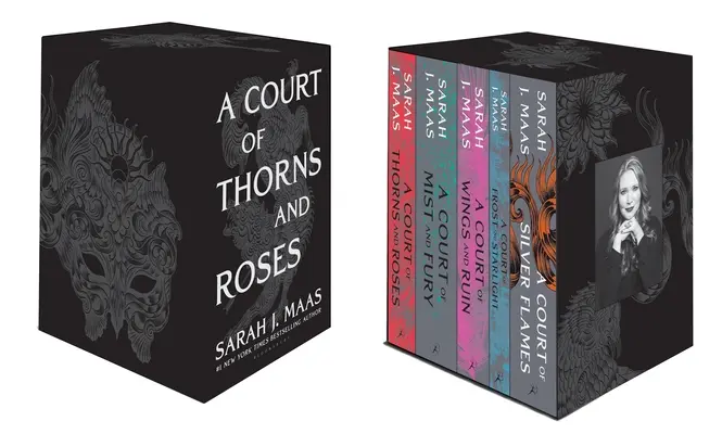 A Court of Thorns and Roses Box Set cu copertă cartonată - A Court of Thorns and Roses Hardcover Box Set