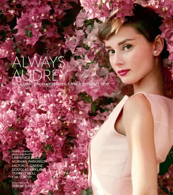 Întotdeauna Audrey: Six Iconic Photographers. O stea legendară. - Always Audrey: Six Iconic Photographers. One Legendary Star.