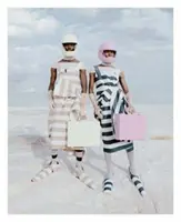 Articole: Este moda modernă? - Items: Is Fashion Modern?