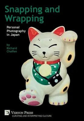 Snapping and Wrapping: Fotografii personale în Japonia - Snapping and Wrapping: Personal Photography in Japan