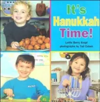 Este timpul pentru Hanukkah! - It's Hanukkah Time!