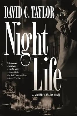 Viața de noapte: Un roman Michael Cassidy - Night Life: A Michael Cassidy Novel