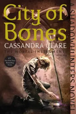 Orașul oaselor, 1 - City of Bones, 1