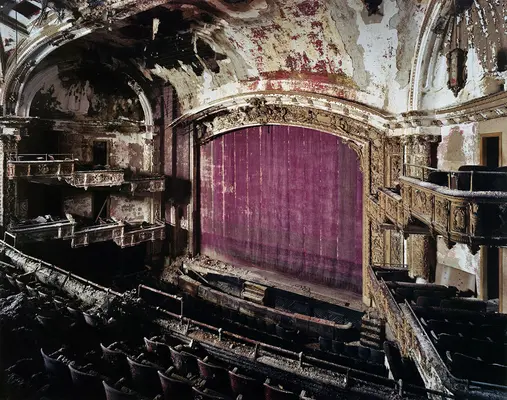 Teatre de film - Movie Theaters