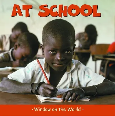 La școală - At School