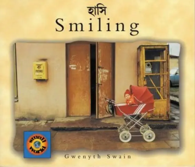 Zâmbind (Engleză-Bengali) - Smiling (English-Bengali)