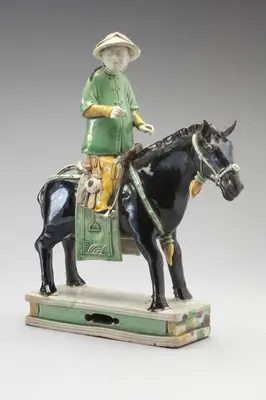 Galopând printre dinastii - Galloping Through Dynasties