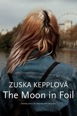 Luna în folie - The Moon in Foil