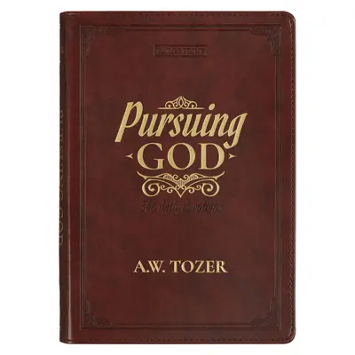 Urmărindu-l pe Dumnezeu Devoțional Imprimare mare - Pursuing God Devotional Large Print